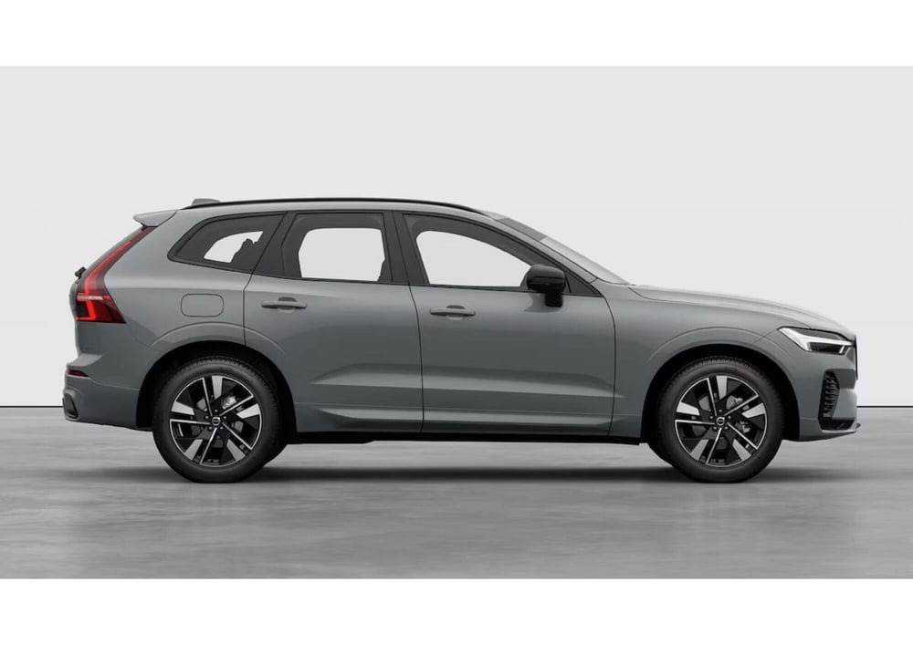 Volvo XC60 nuova a Como (3)