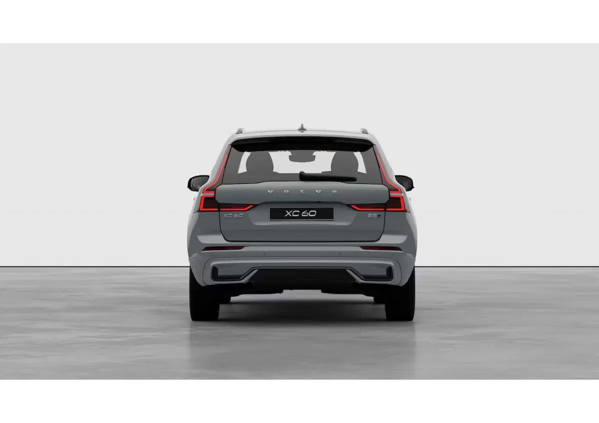 Volvo XC60 nuova a Como (5)