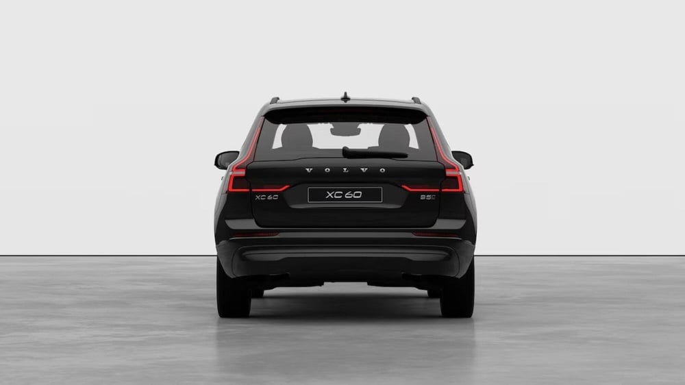 Volvo XC60 nuova a Como (5)