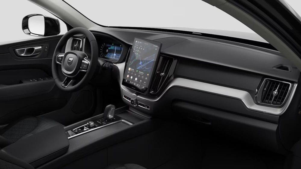 Volvo XC60 nuova a Como (6)
