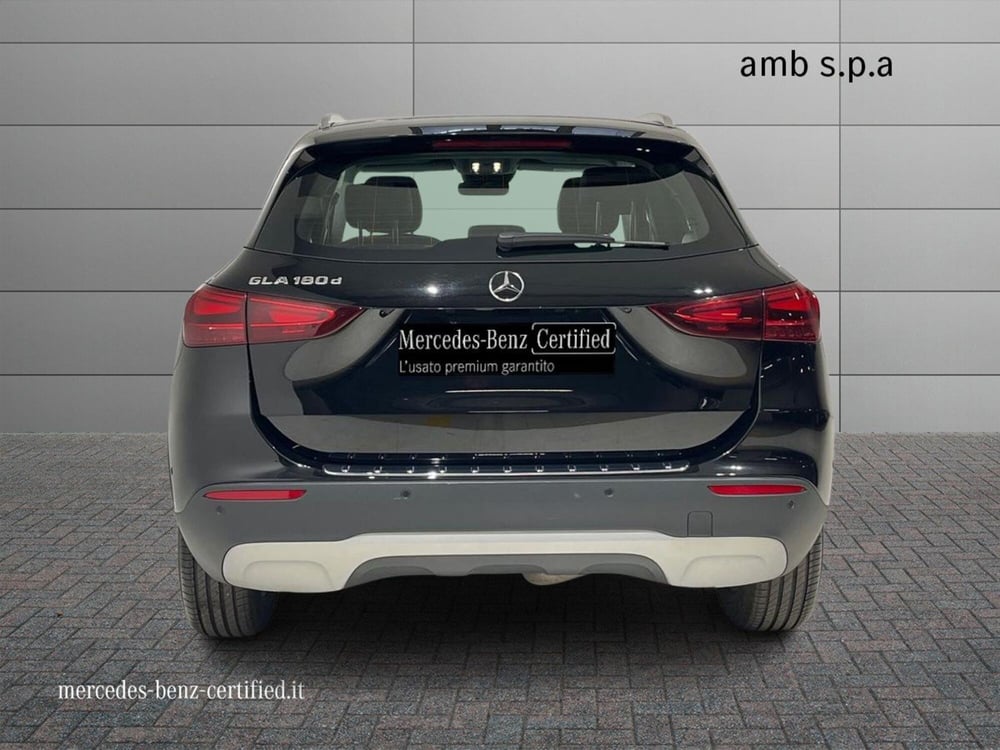 Mercedes-Benz GLA SUV usata a Napoli (4)