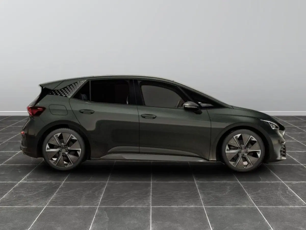 Cupra Born nuova a Reggio Emilia (6)