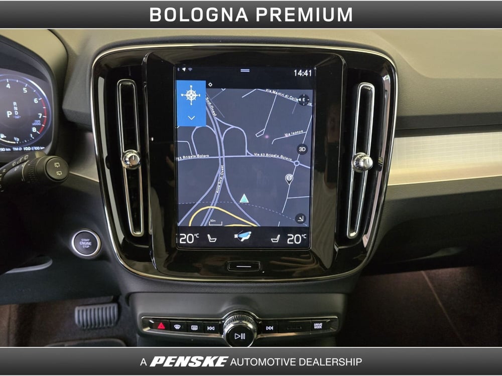 Volvo XC40 usata a Bologna (12)
