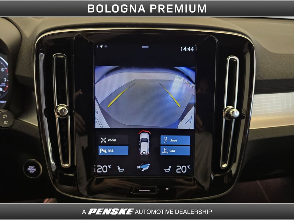 Volvo XC40 usata a Bologna (13)