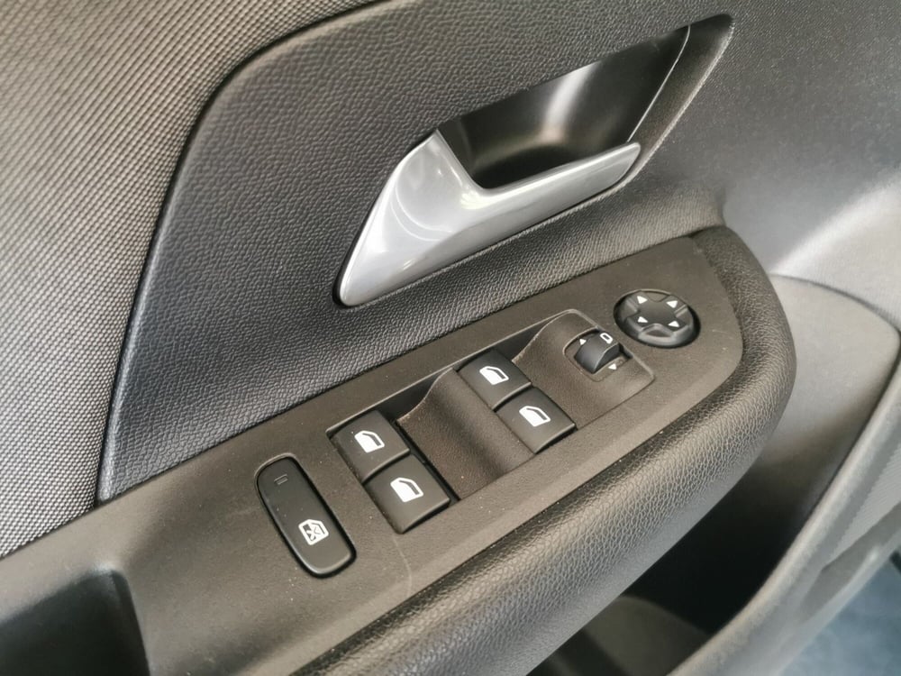 Opel Mokka usata a Brindisi (13)