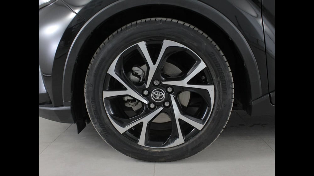 Toyota Toyota C-HR usata a Palermo (15)
