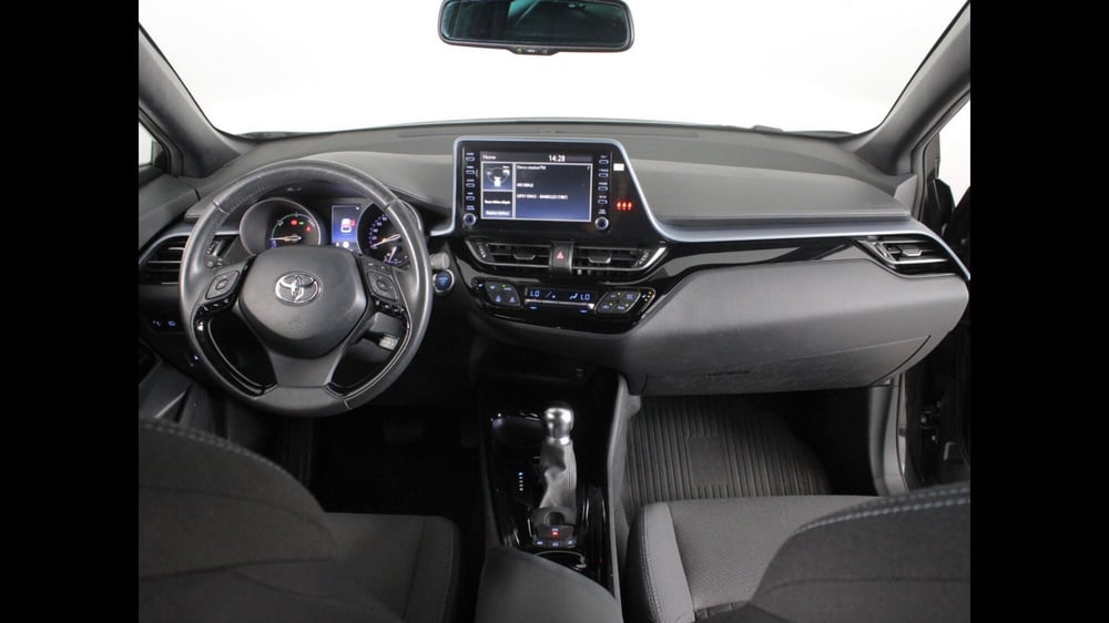 Toyota Toyota C-HR usata a Palermo (9)