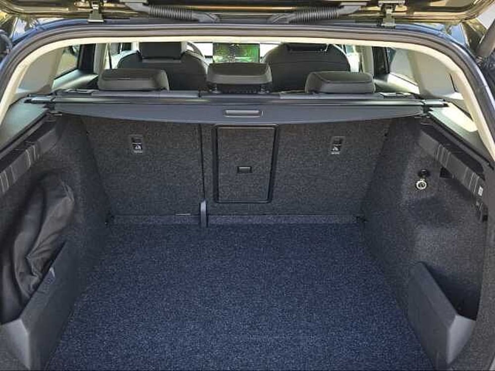 Skoda Enyaq nuova a Siena (15)