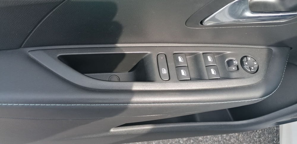Peugeot 208 usata a Pistoia (15)