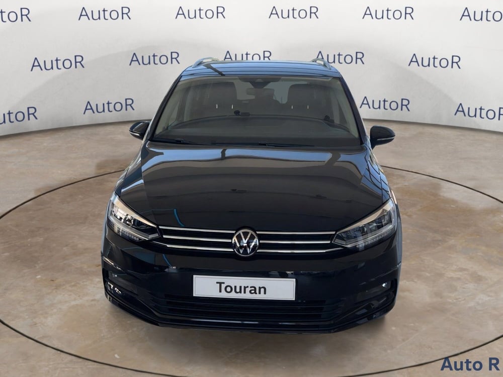 Volkswagen Touran nuova a Potenza (3)