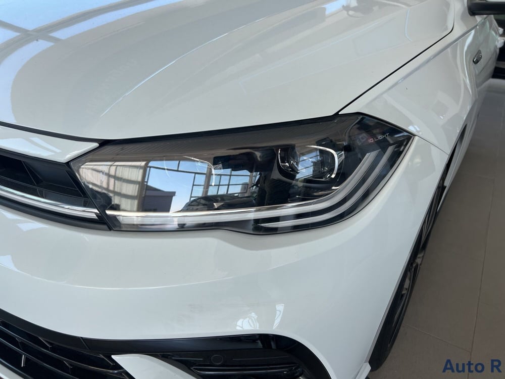 Volkswagen Polo nuova a Potenza (15)