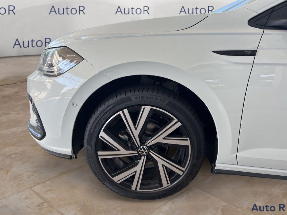 Volkswagen Polo nuova a Potenza (16)
