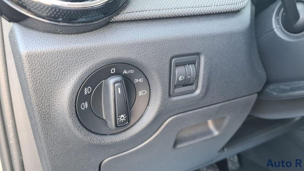 Skoda Fabia usata a Potenza (11)