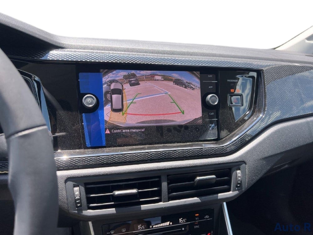 Volkswagen Taigo nuova a Potenza (11)