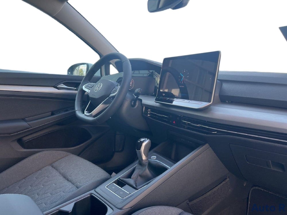 Volkswagen Golf nuova a Potenza (12)