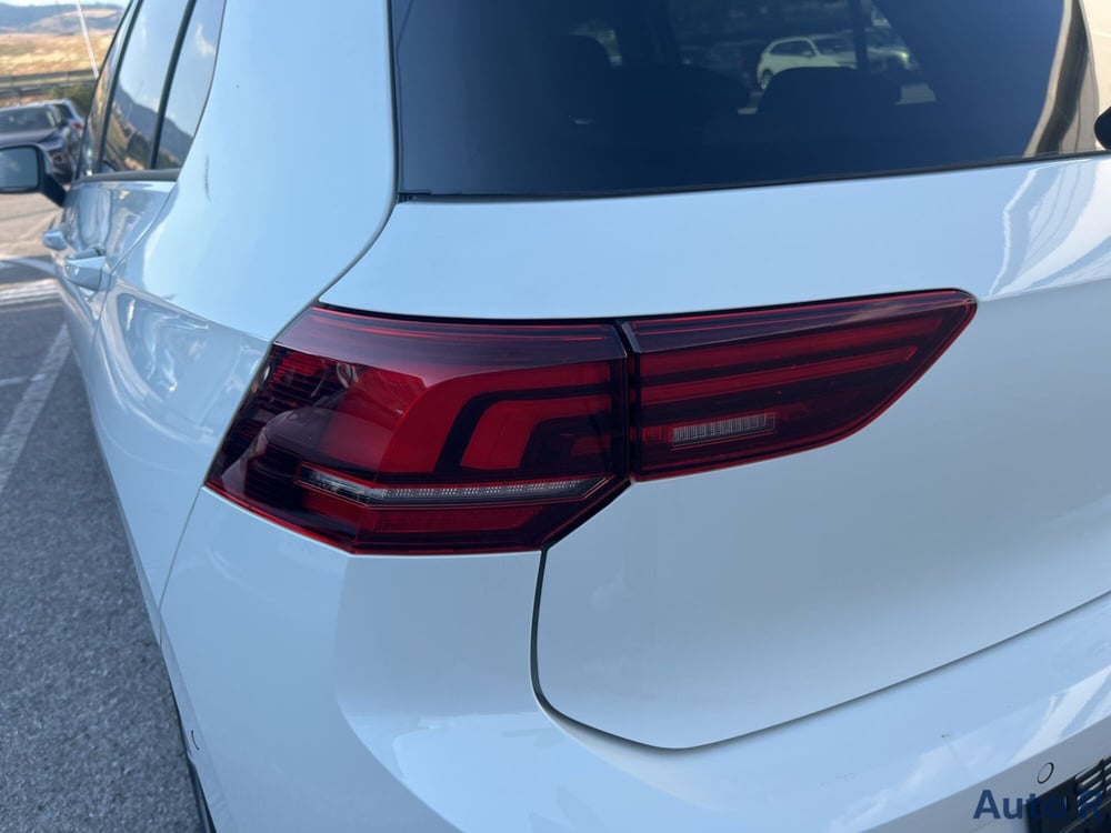 Volkswagen Golf nuova a Potenza (17)