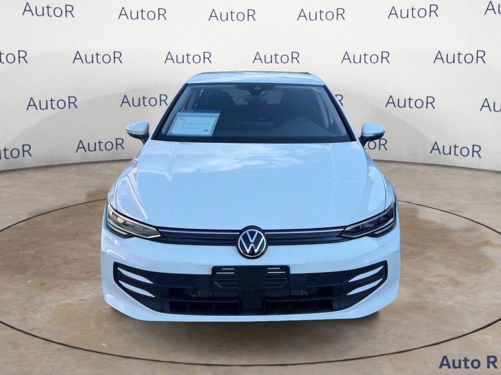 Volkswagen Golf nuova a Potenza (3)
