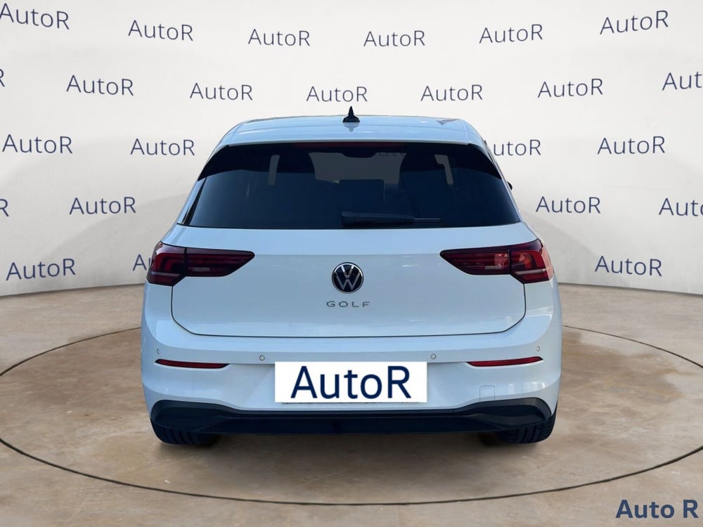 Volkswagen Golf nuova a Potenza (7)