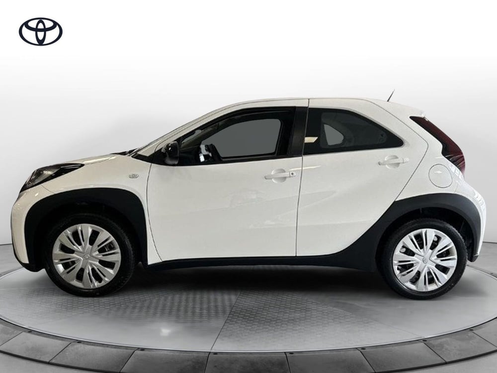 Toyota Aygo X nuova a Bergamo (5)