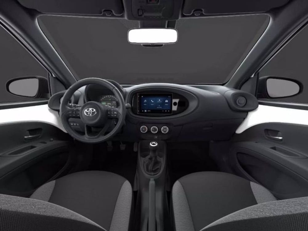 Toyota Aygo X nuova a Bergamo (6)