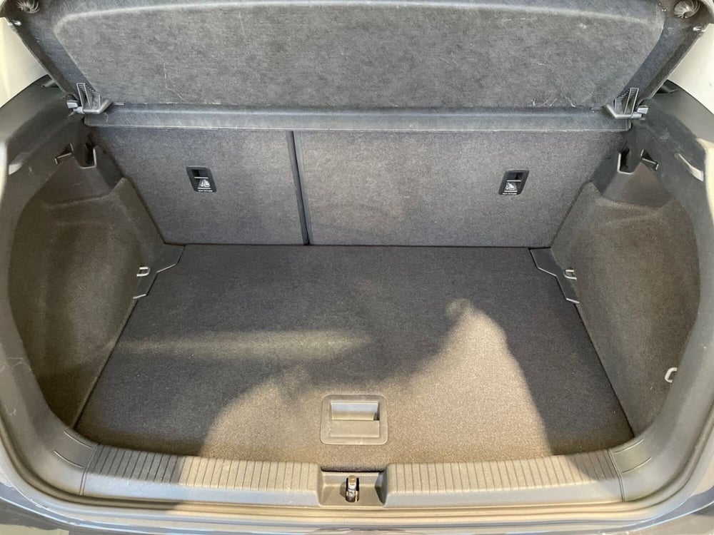 Volkswagen T-Cross usata a Pistoia (8)