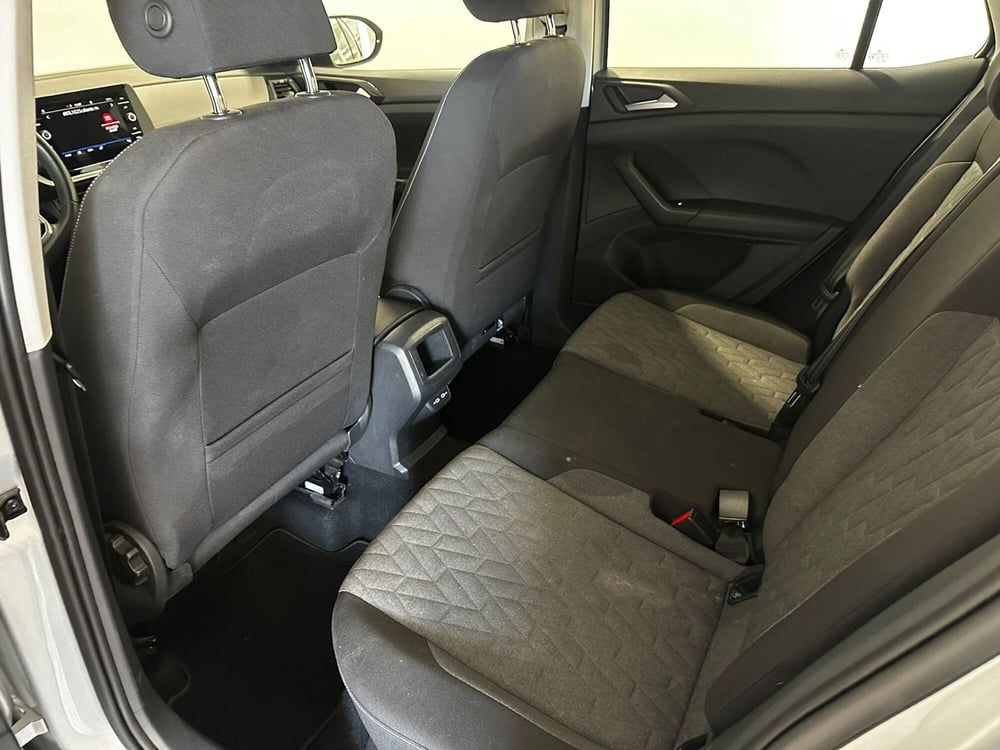 Volkswagen T-Cross usata a L'Aquila (11)
