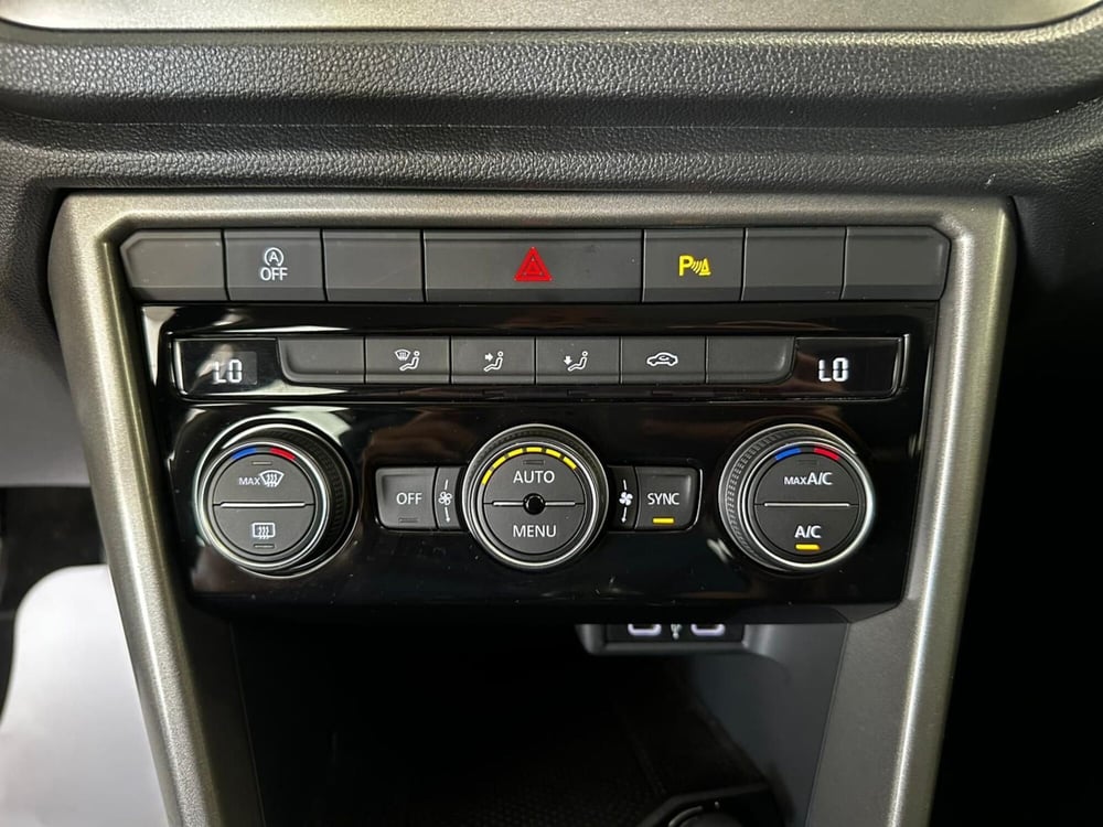Volkswagen T-Roc usata a L'Aquila (16)