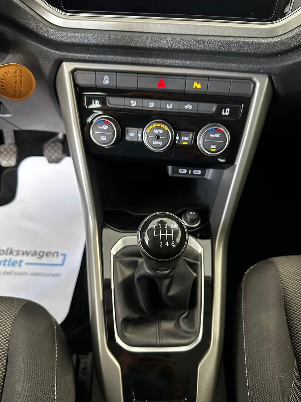 Volkswagen T-Roc usata a L'Aquila (17)