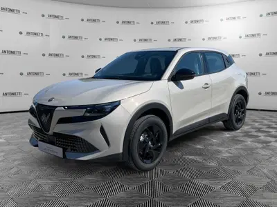 Alfa Romeo Junior 1.2 ibrida 145cv edct6 nuova a Jesi