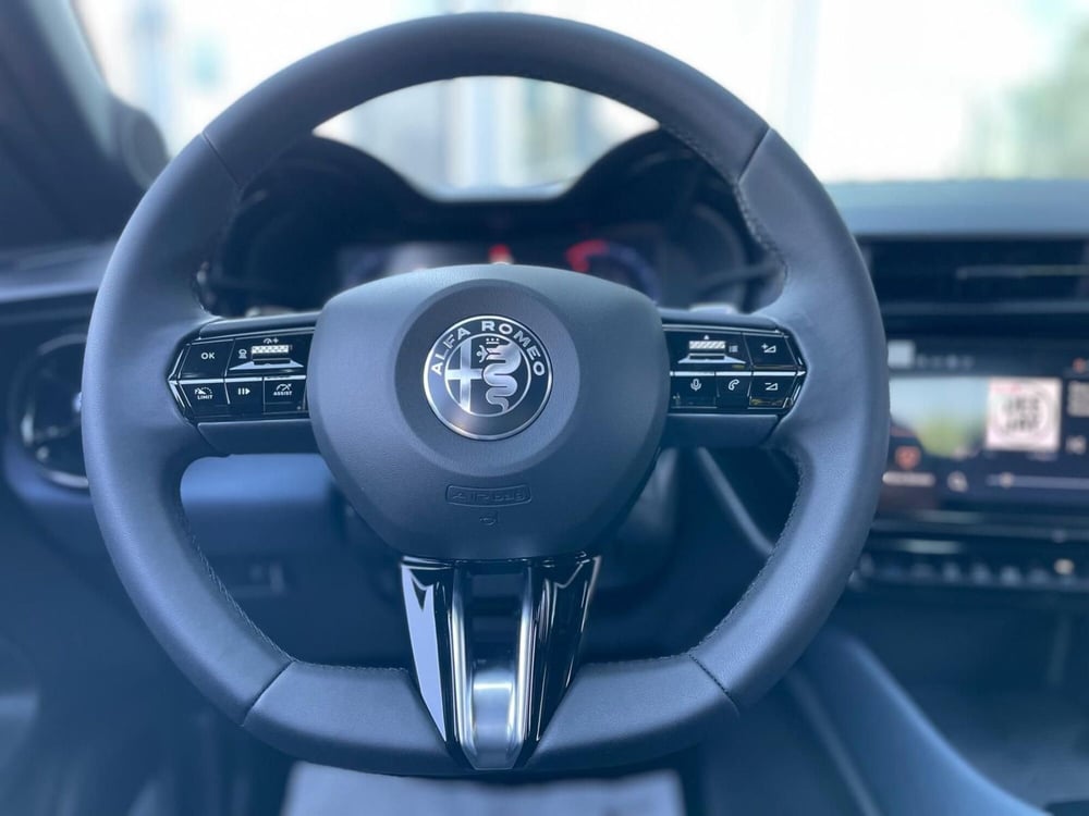 Alfa Romeo Junior nuova a Ancona (13)
