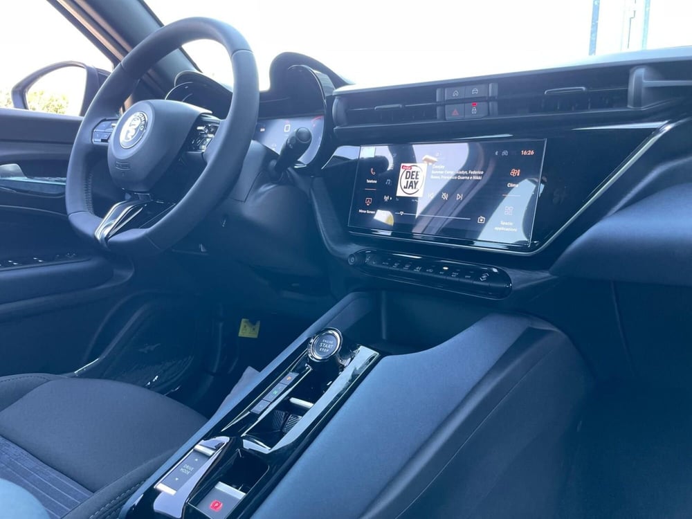 Alfa Romeo Junior nuova a Ancona (19)