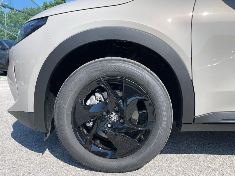 Alfa Romeo Junior nuova a Ancona (9)