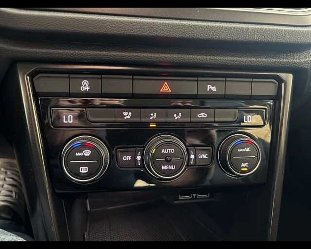 Volkswagen T-Roc usata a Milano (17)