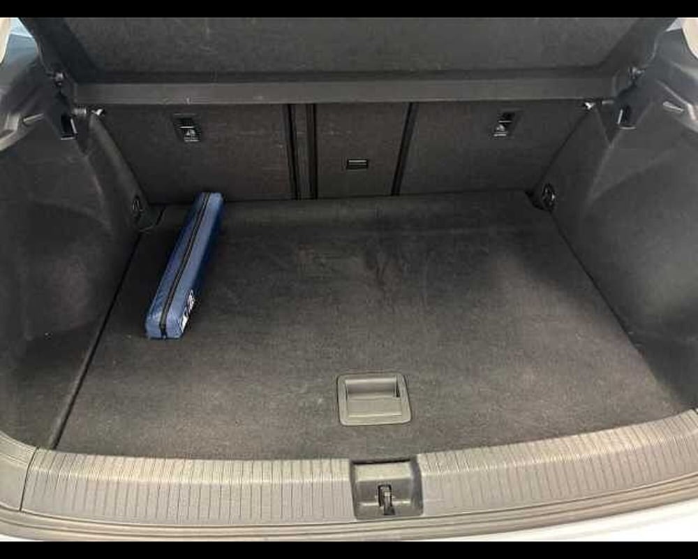 Volkswagen T-Roc usata a Milano (8)