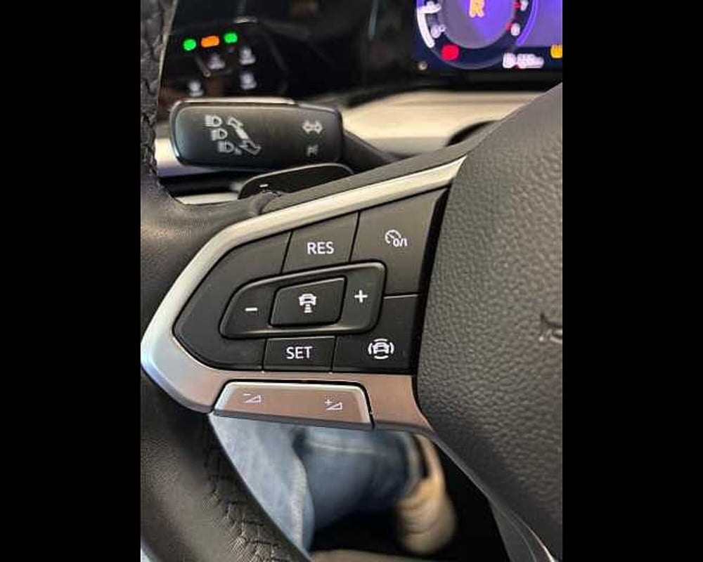 Volkswagen Golf usata a Milano (15)