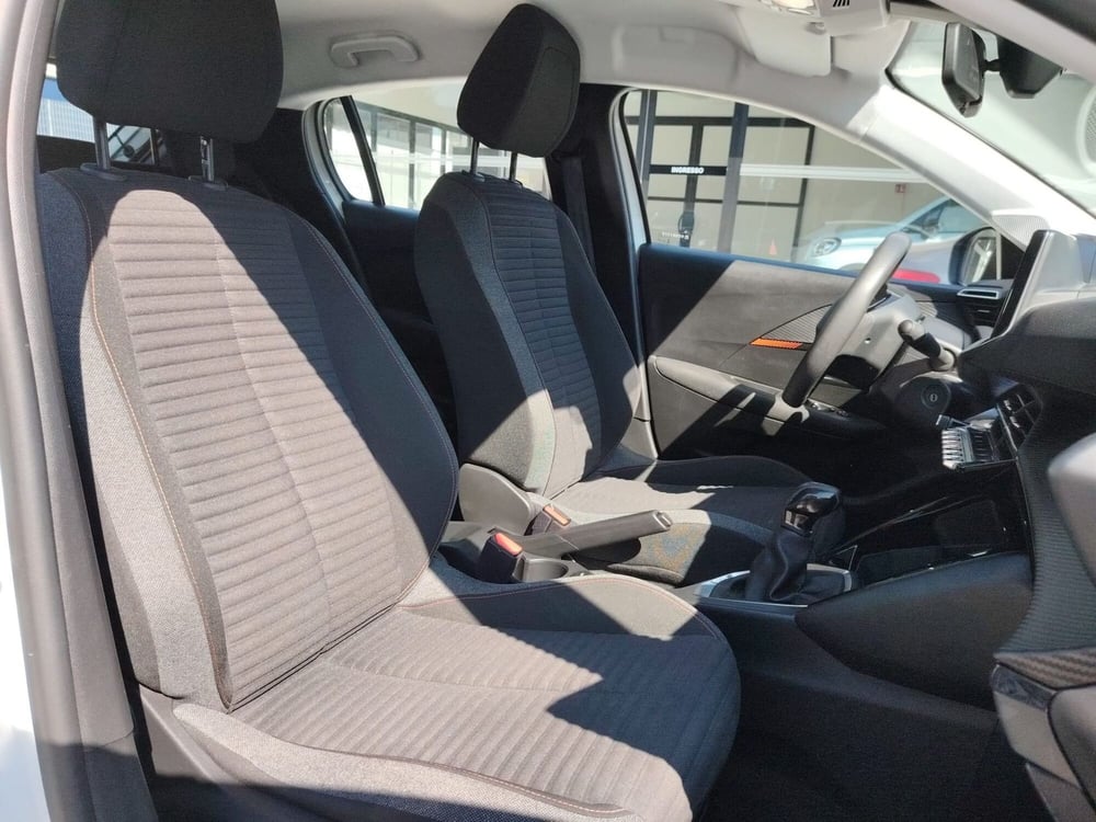 Peugeot 208 usata a Massa-Carrara (5)