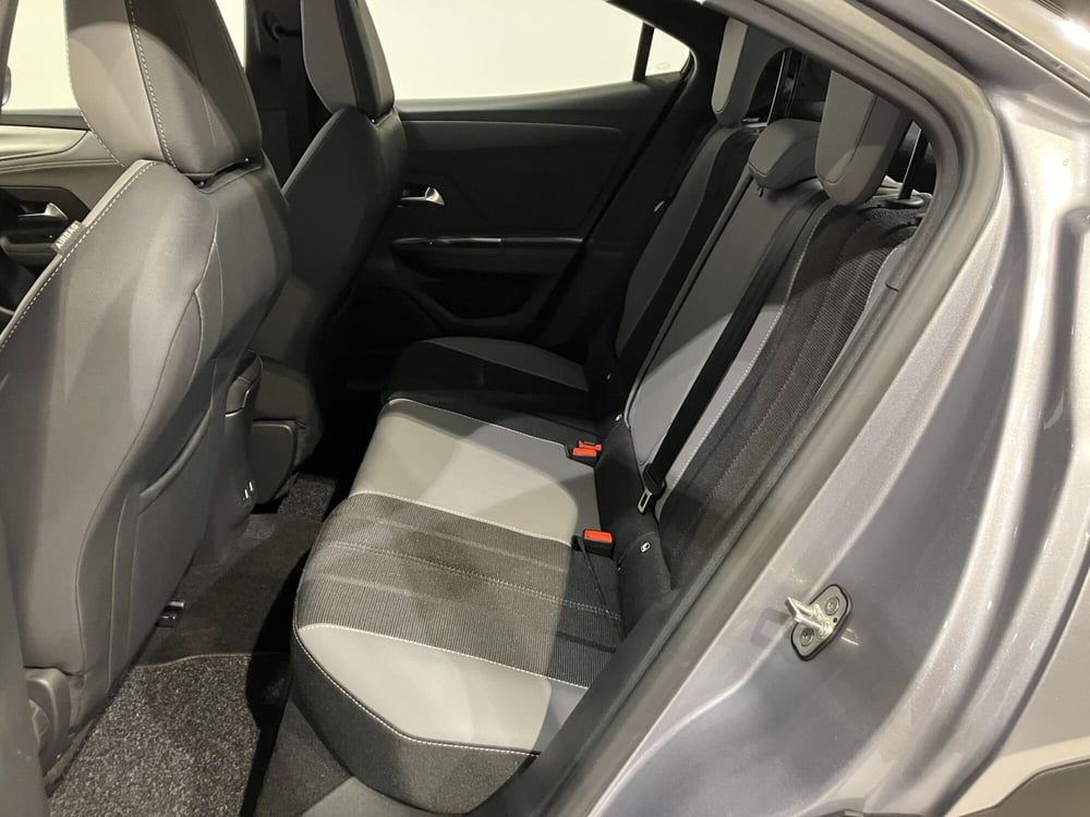 Opel Mokka usata a Parma (9)