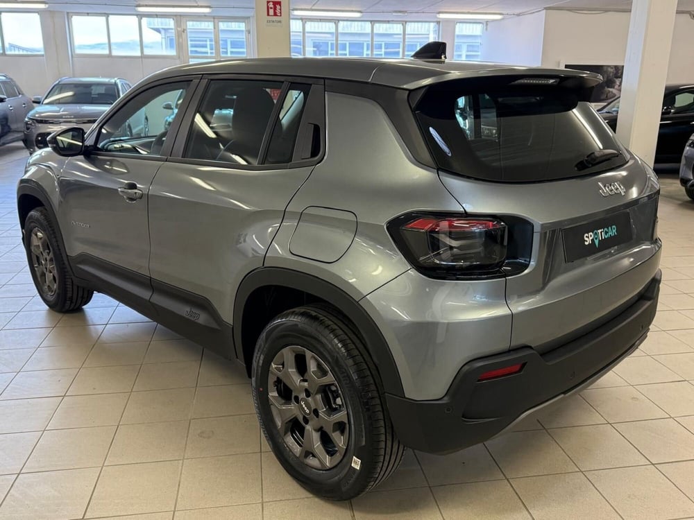Jeep Avenger nuova a Arezzo (7)