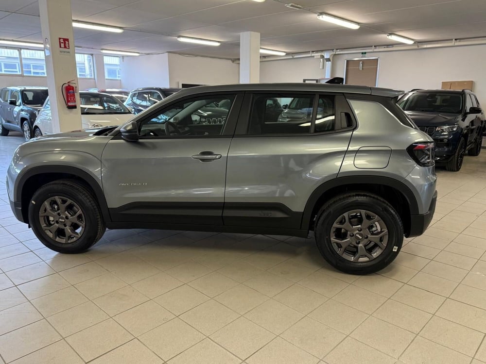 Jeep Avenger nuova a Arezzo (8)