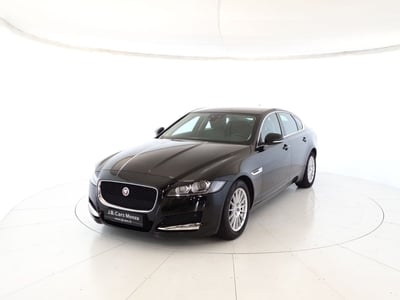 Jaguar XF 2.0 D 180 CV aut. Prestige del 2017 usata a Monza