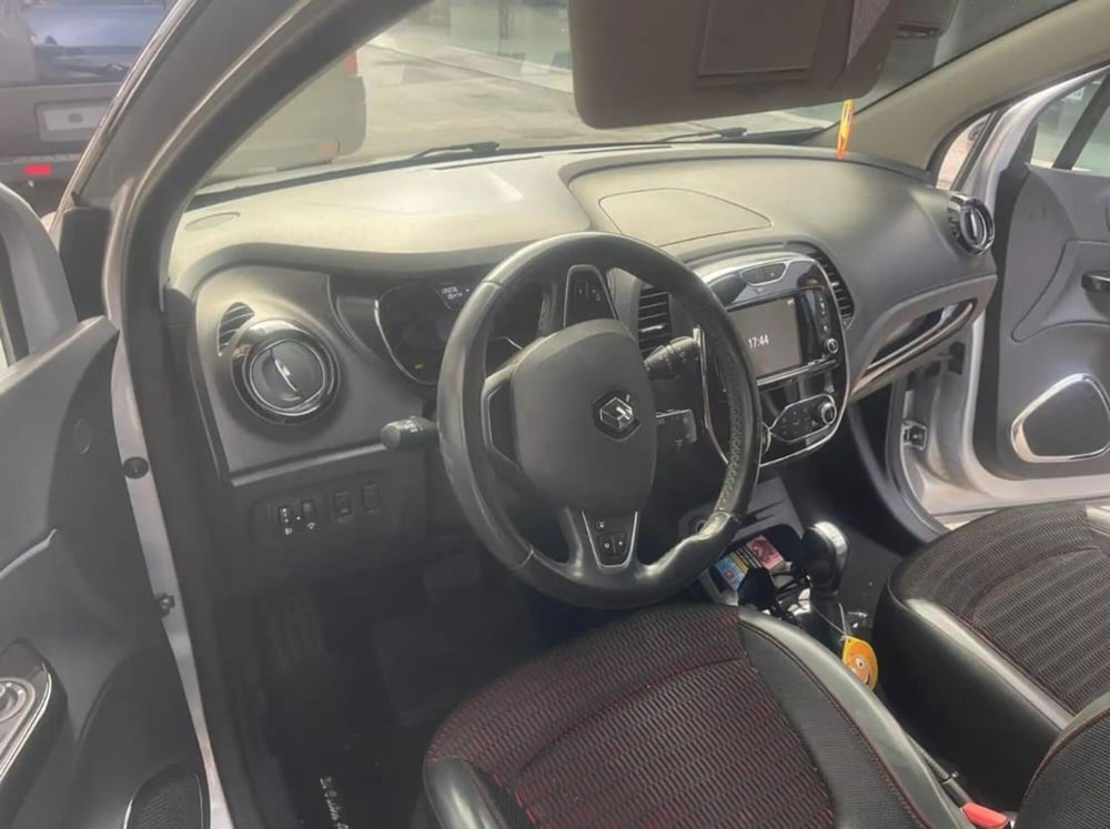 Renault Captur usata a Latina (7)