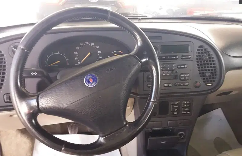 Saab 900 Cabrio usata a Latina (8)