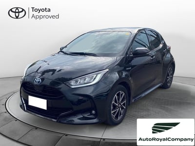 Toyota Yaris 1.5 Hybrid 5 porte Lounge del 2021 usata a Roma