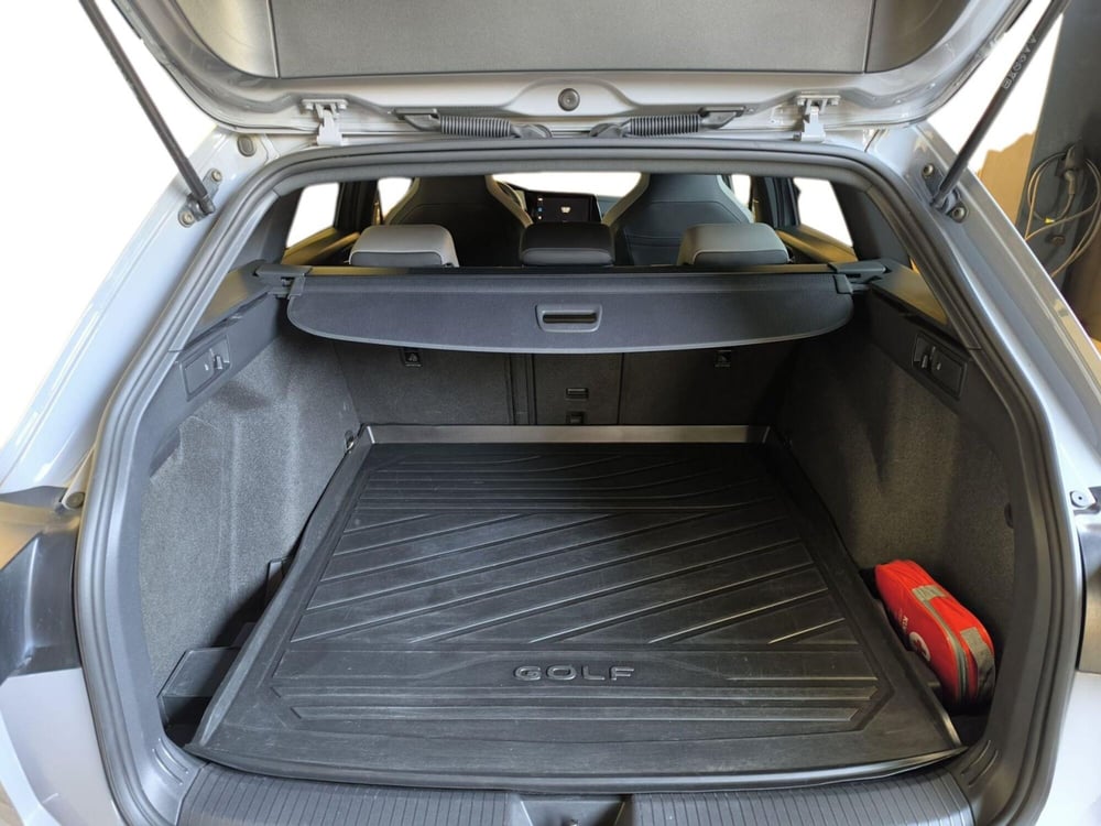 Volkswagen Golf Variant usata a Udine (14)