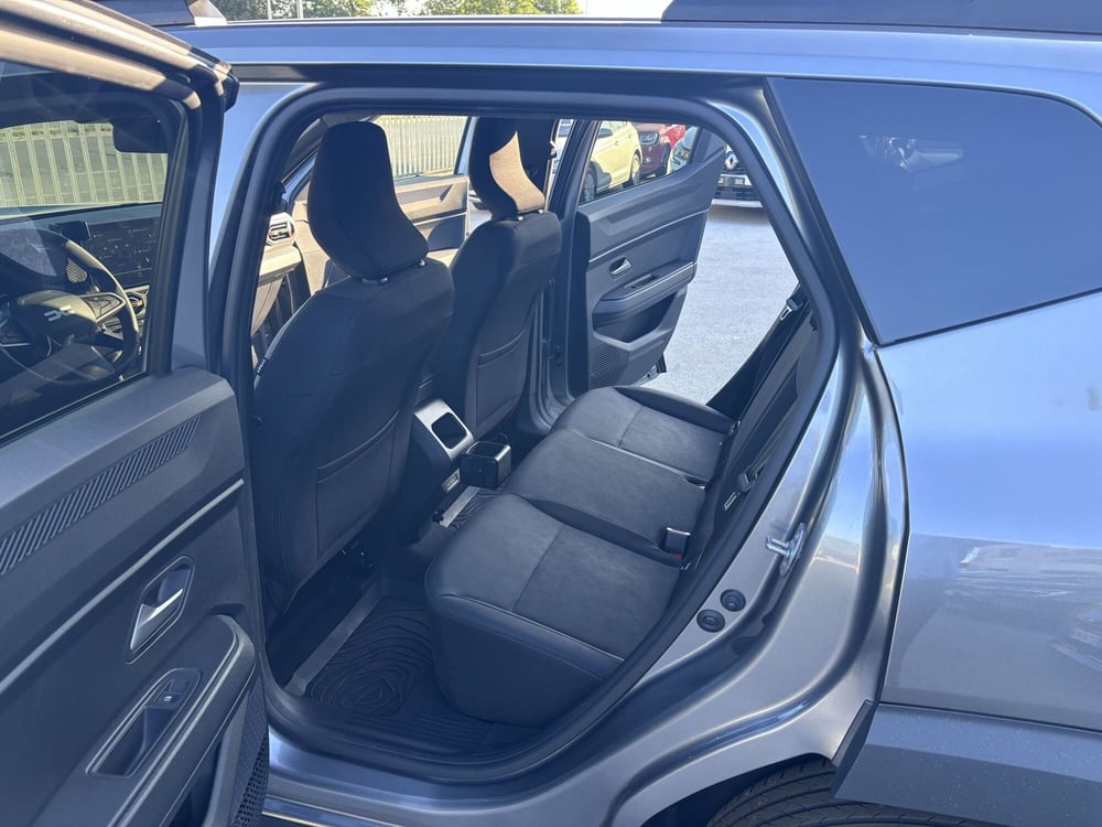 Dacia Duster nuova a Ancona (10)