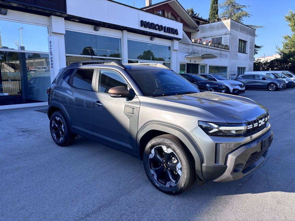 Dacia Duster nuova a Ancona (3)