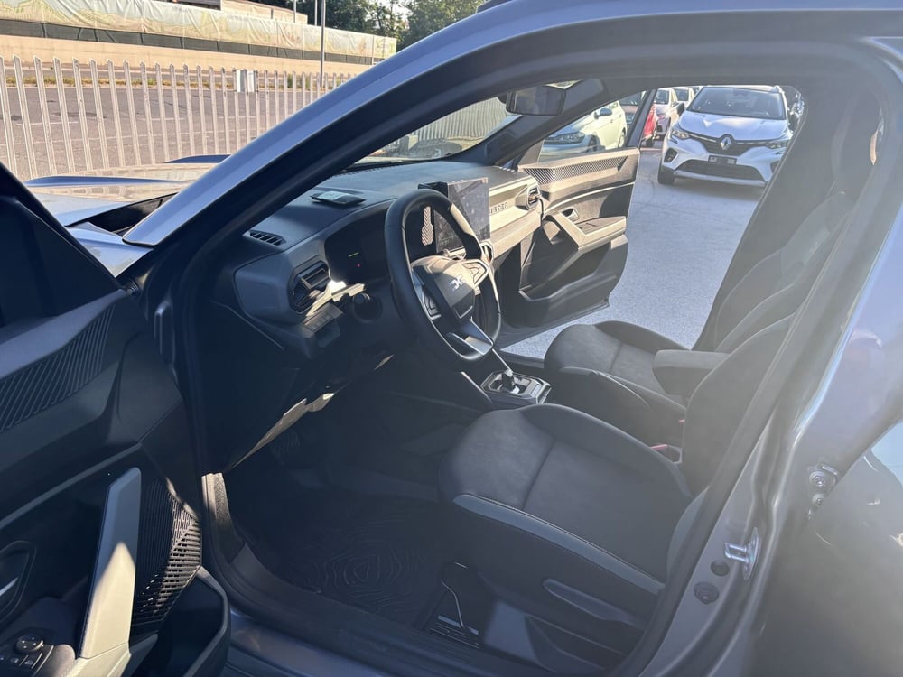 Dacia Duster nuova a Ancona (9)