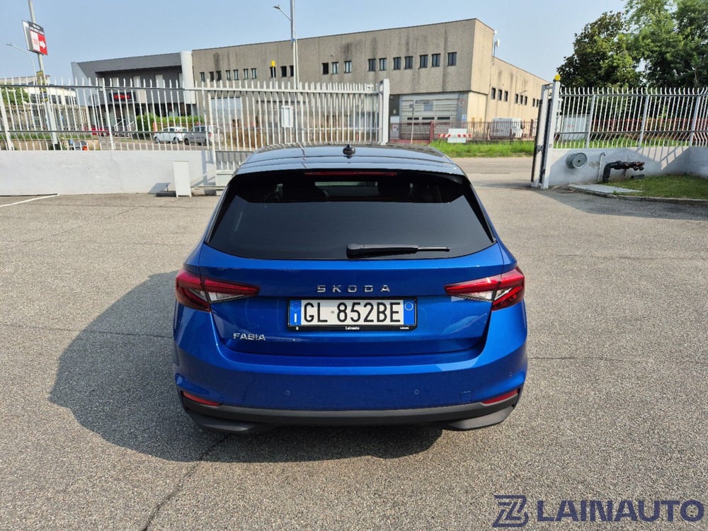 Skoda Fabia usata a Milano (6)