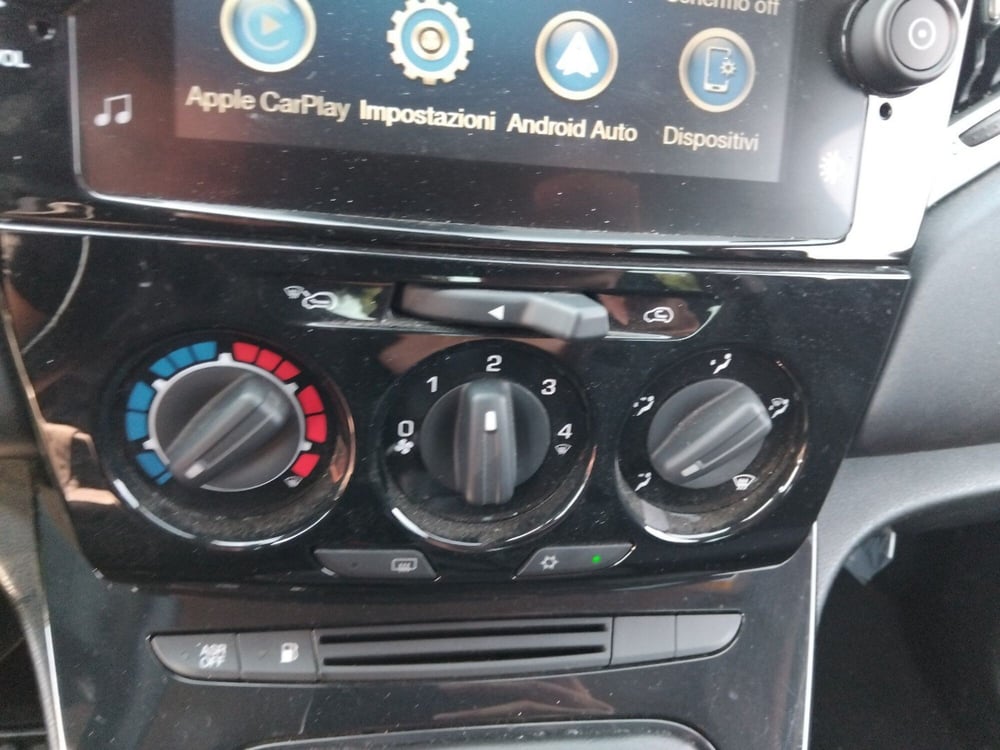 Lancia Ypsilon usata a Roma (17)
