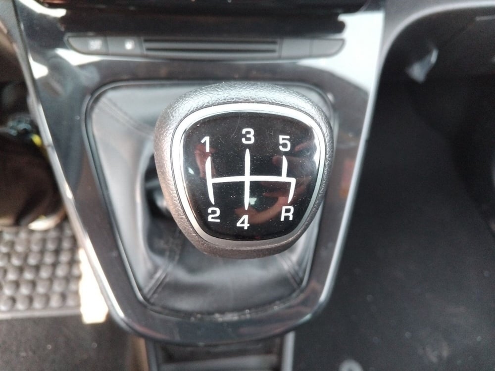 Lancia Ypsilon usata a Roma (18)